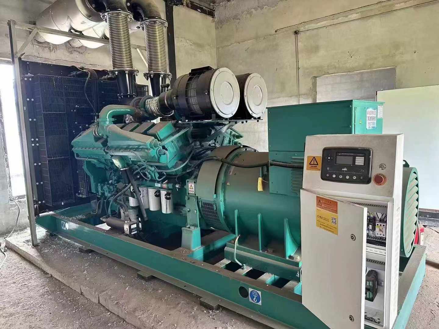 金沙无功补偿装置的性能评估需要考虑哪些因素？